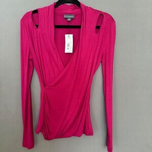 NWT Bold Elements Pretty Top